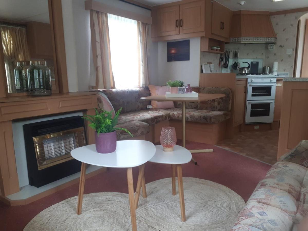 Caravan In Bosrijk Gebied Hotel Zuidlaren Kültér fotó