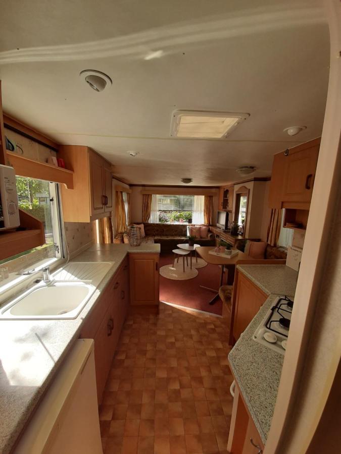 Caravan In Bosrijk Gebied Hotel Zuidlaren Kültér fotó
